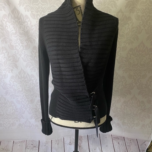 Dynamite Sweater - Picture 3 of 4